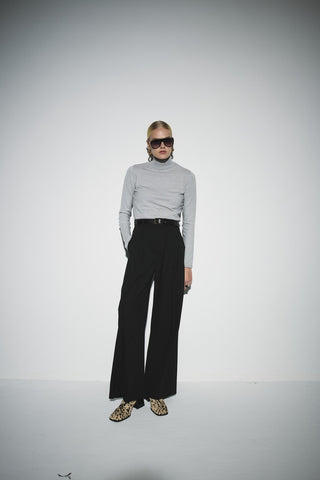 Dik Yaka Kazak - Gri