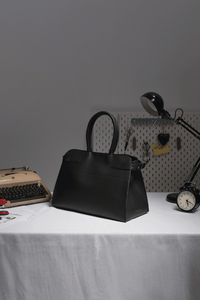 Toka Detaylı Deri Çanta - Siyah